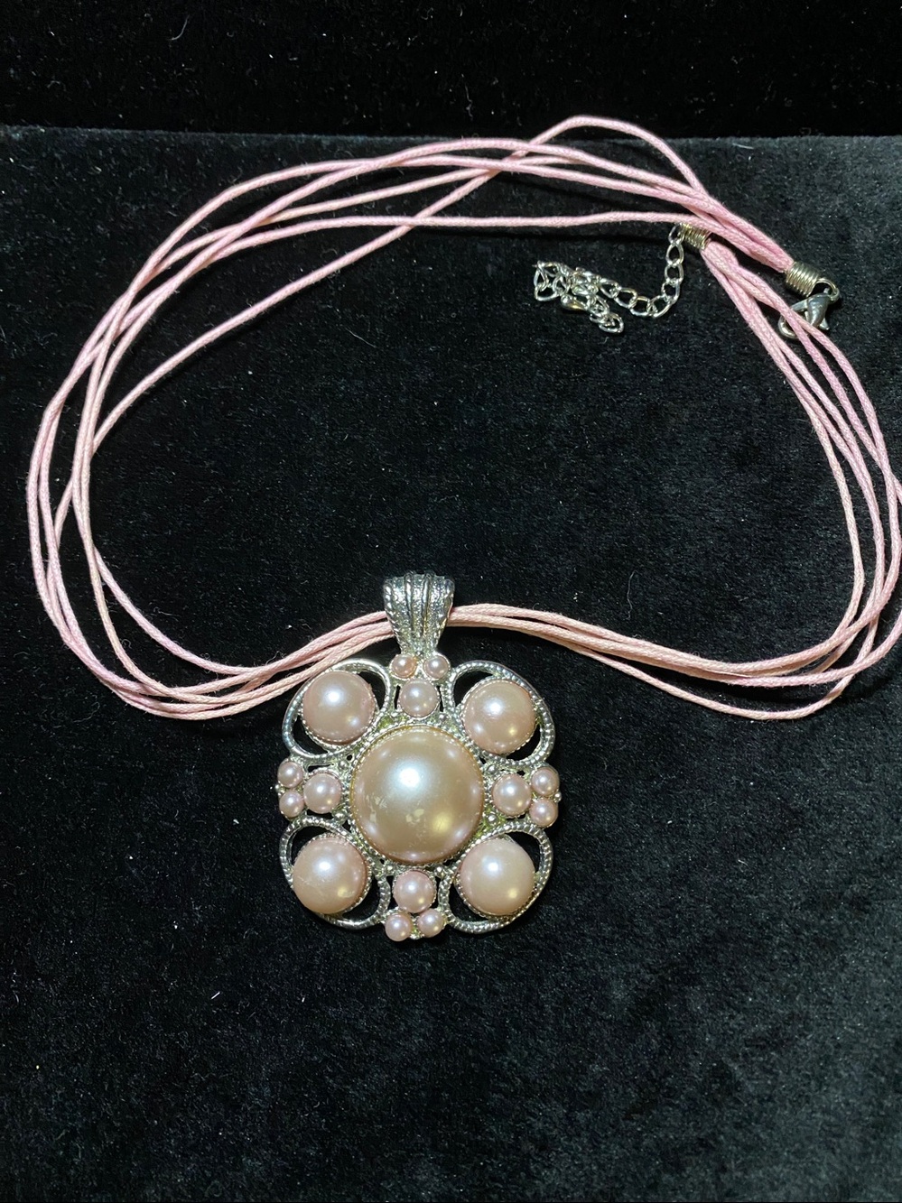 Vintage Faux Pink Pearl Cluster Pendant Silver tone Necklace Art Deco Art Nouv